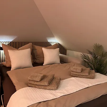 Apartment Palazzo Moni - Modernes In Der Naehe Der Therme Mit Balkon & Parkplatz