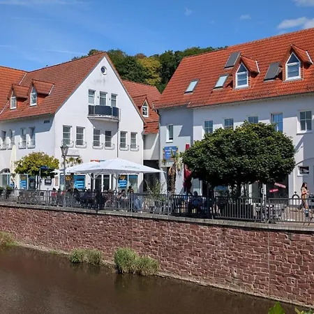 Apartment Palazzo Moni - Modernes In Der Naehe Der Therme Mit Balkon & Parkplatz *